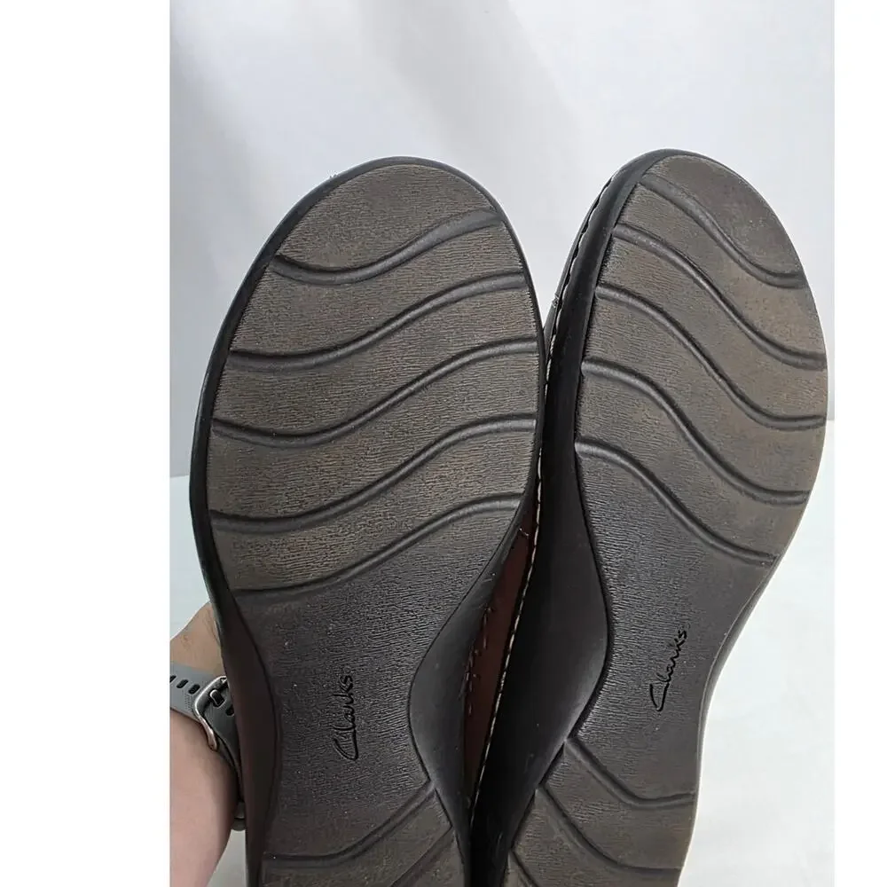 Clarks Collection Women’s Brown Perforated Slip On Comfort Loafers Size 10W